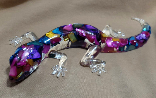 Beautiful Resin Gecko, paperweight, home decor